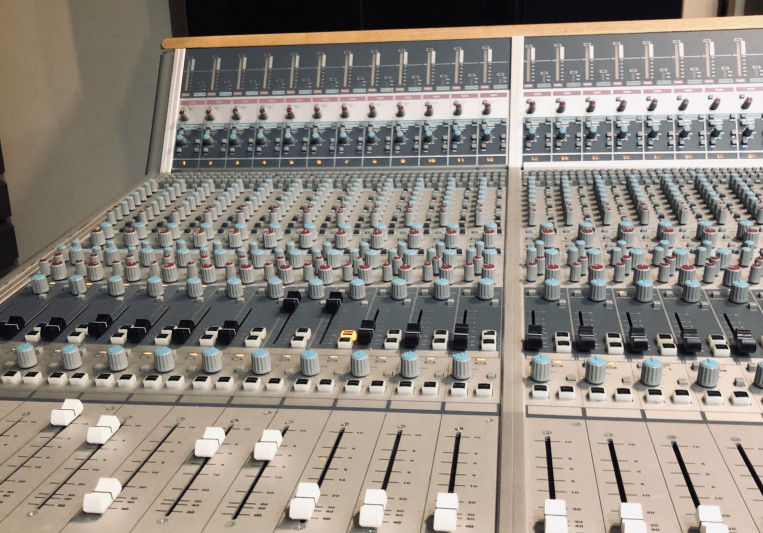 Jack Lowden on SoundBetter