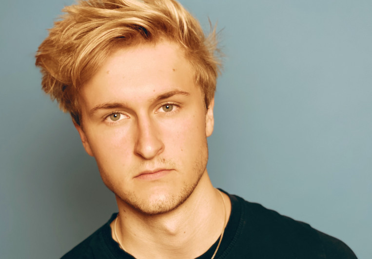 Alex Epskamp on SoundBetter
