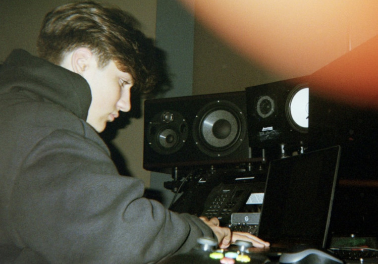 Jewels on SoundBetter