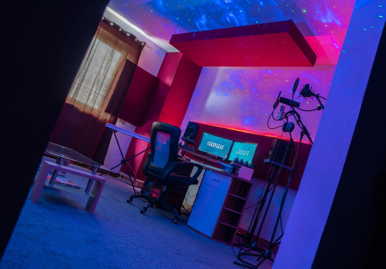 LYFESTYLE STUDIO on SoundBetter