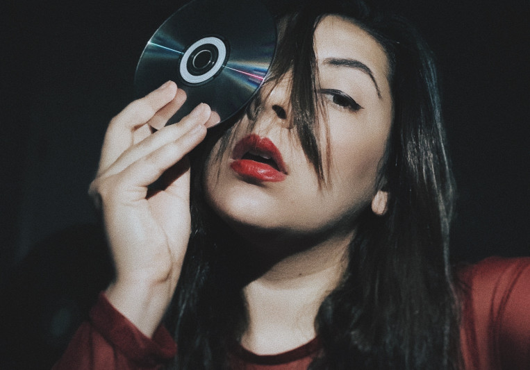 Natalie Diaz on SoundBetter