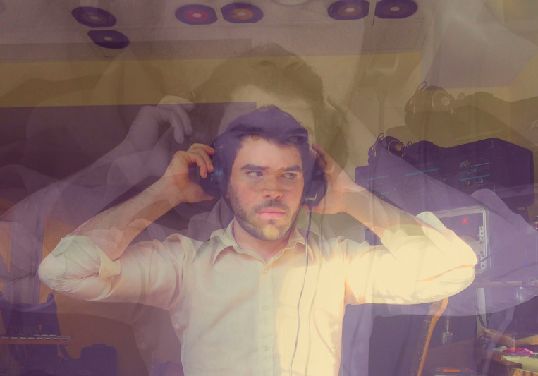 Derek White on SoundBetter