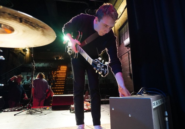 Aaron John Hicks on SoundBetter