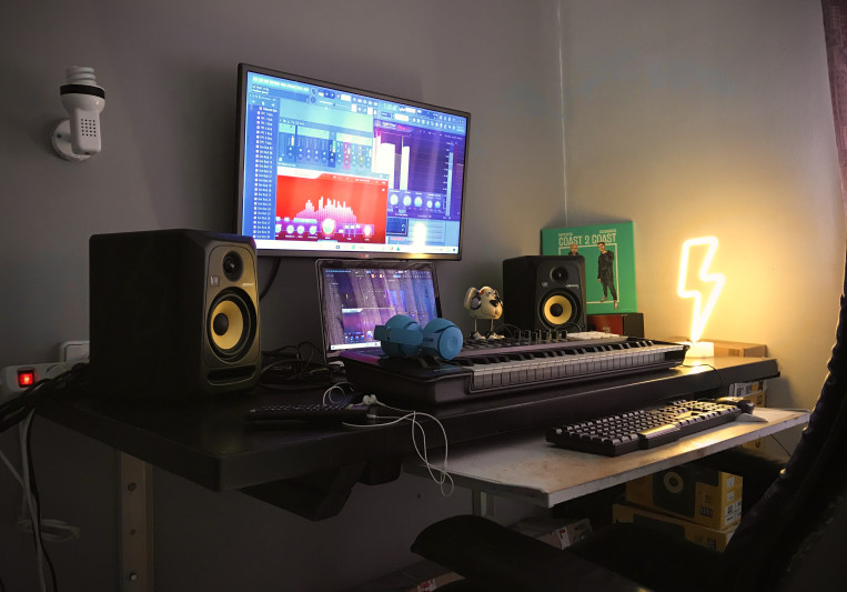 RAYCOPER on SoundBetter