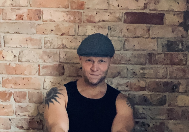 Christopher Schon on SoundBetter