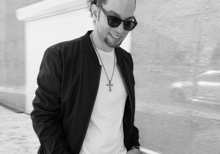 Jonathan V. on SoundBetter