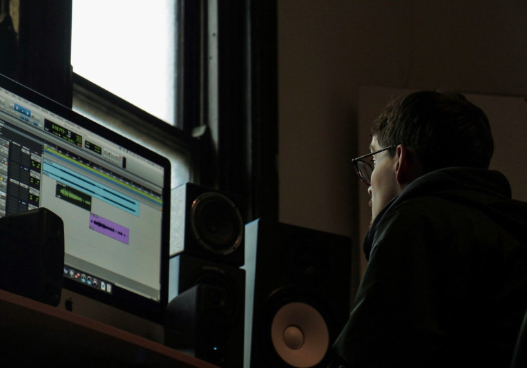 Drew Sliger on SoundBetter