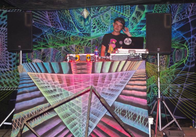 Lamat Records/Dirty Phreak on SoundBetter