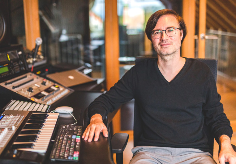 Eric Sneo on SoundBetter