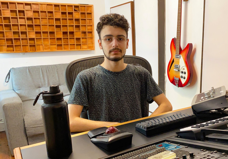 santiago_ponce on SoundBetter