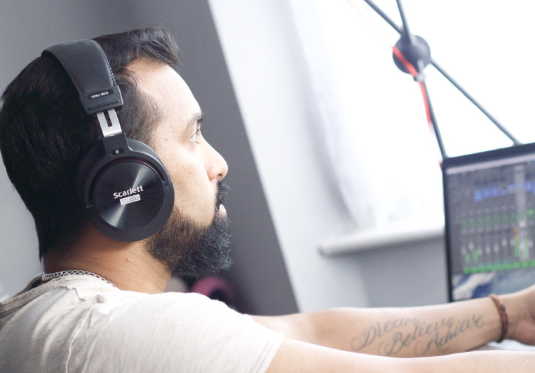 Thushi Kumanan on SoundBetter