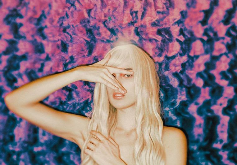 EMMA LX on SoundBetter