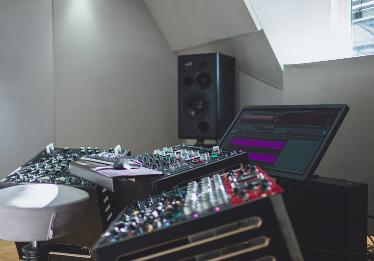 Dimi Conidas on SoundBetter