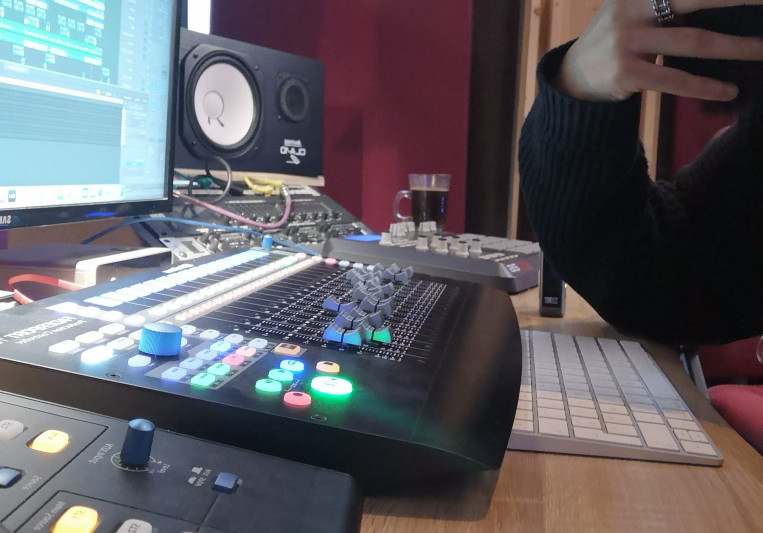 NEOM FACTORY on SoundBetter