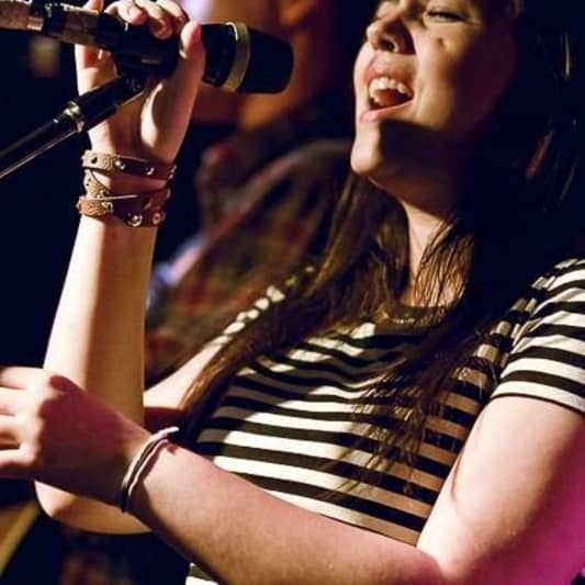 Violet Orlandi on SoundBetter