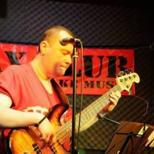 Deepfret on SoundBetter
