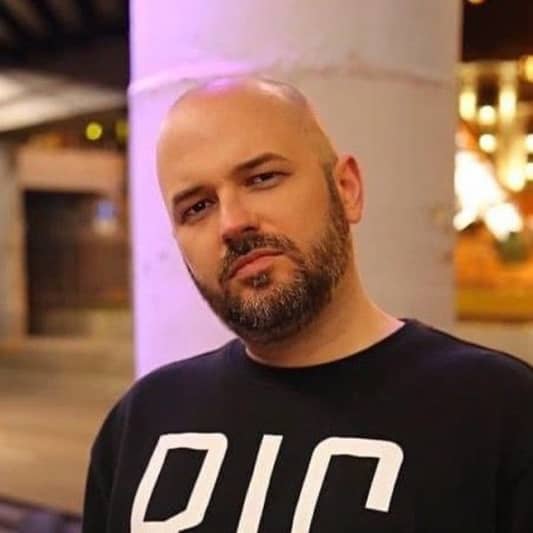 Viktor on SoundBetter