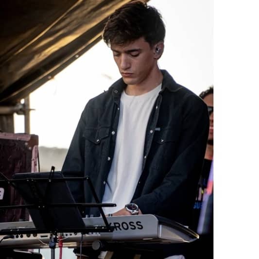Manu Castaño on SoundBetter
