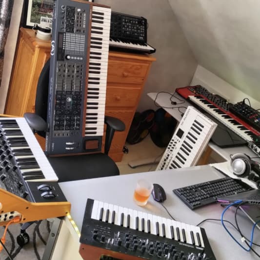 Arcylox on SoundBetter