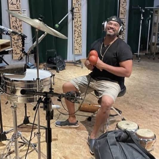 Ernesto on SoundBetter