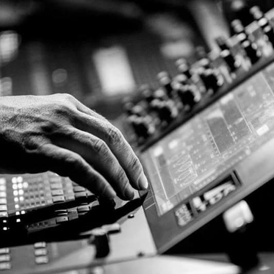 Neckercube on SoundBetter