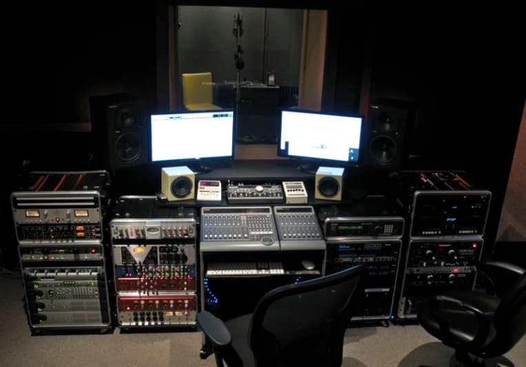 ZOLIS AUDIO PRODUCTIONS, INC on SoundBetter