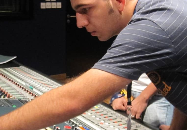 Recording and Mixing Engineer on SoundBetter