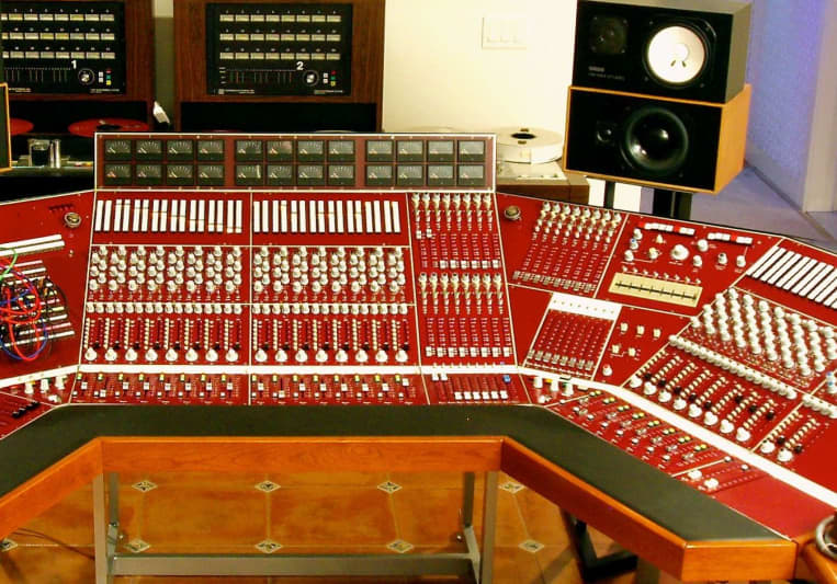 Audites Recording Studio on SoundBetter