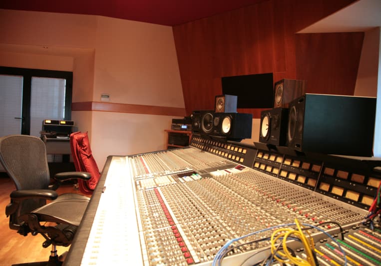 MULINO RECORDING STUDIO on SoundBetter