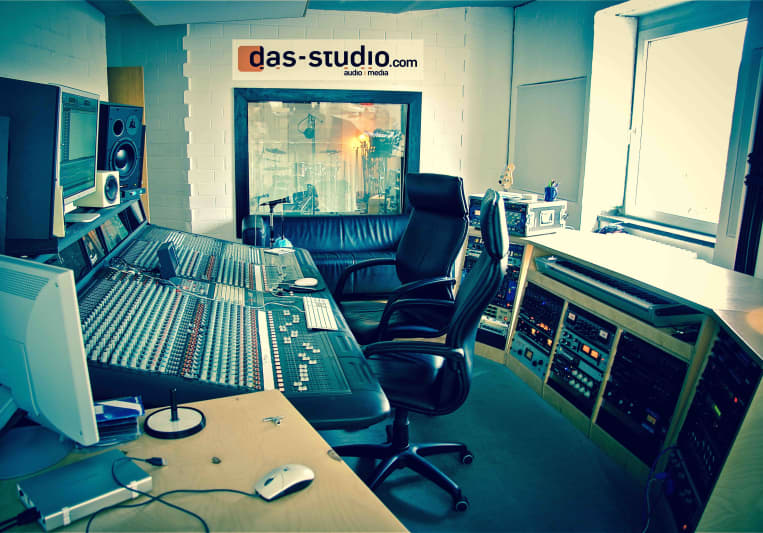 DAS Studio on SoundBetter