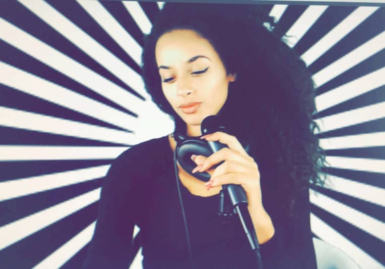 Amber Doll on SoundBetter