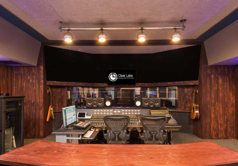 Clear Lake Recording Studios on SoundBetter