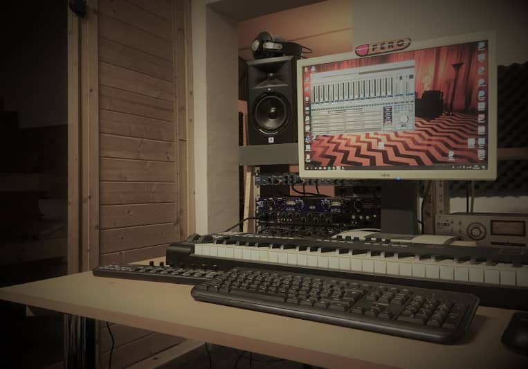 Megahit Lair Studio on SoundBetter