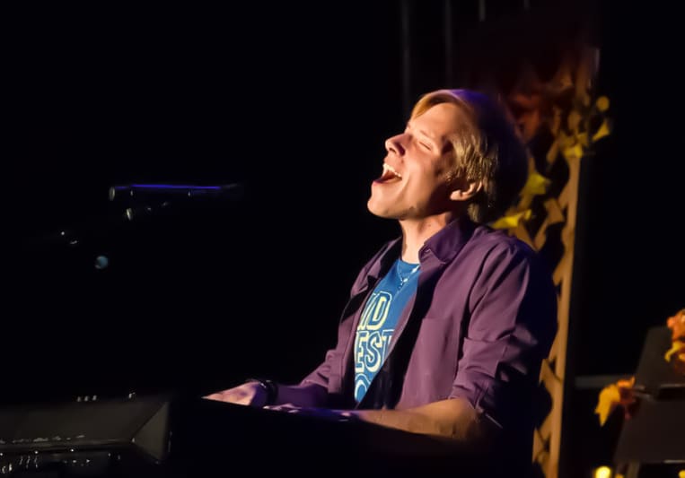 Chris Hutton on SoundBetter