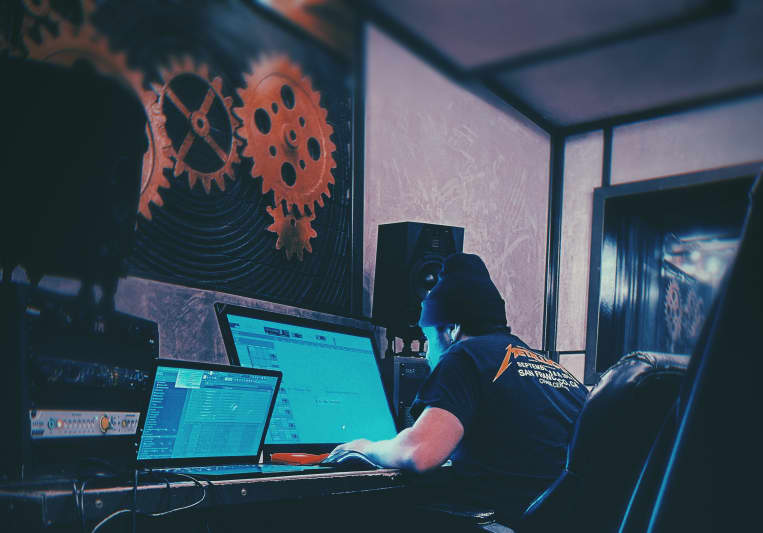 Prod_Manzo on SoundBetter