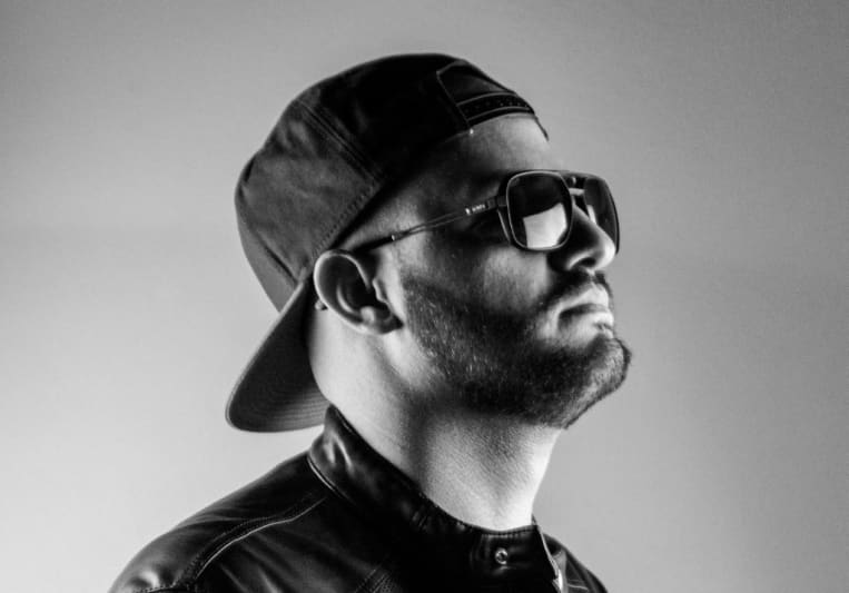 Themis V. on SoundBetter