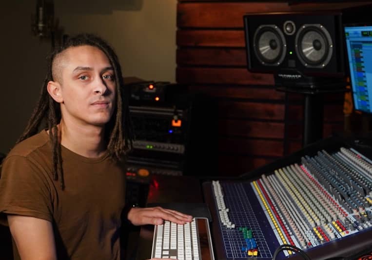 Aaron Van Allen on SoundBetter