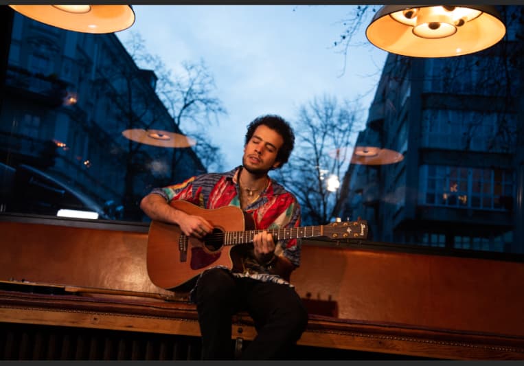 Tal Arditi - Unique Guitarist on SoundBetter