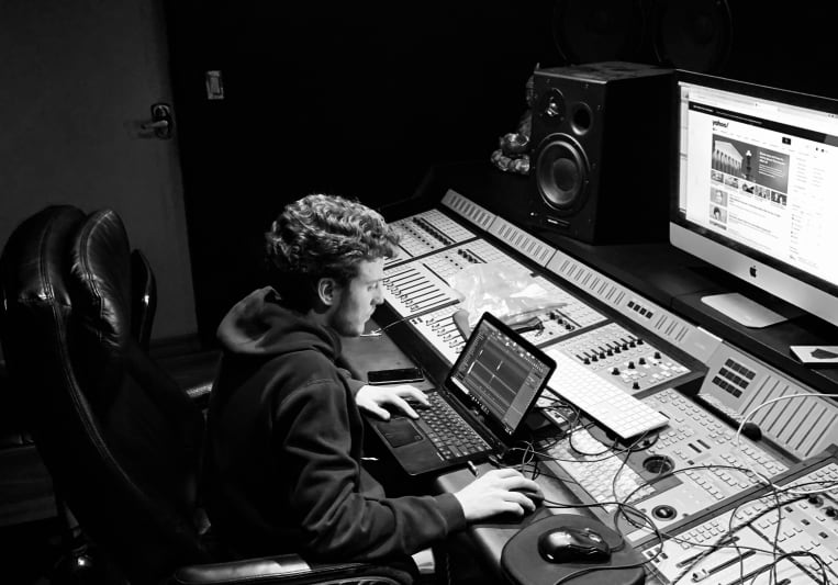 Mixed by Extendo on SoundBetter