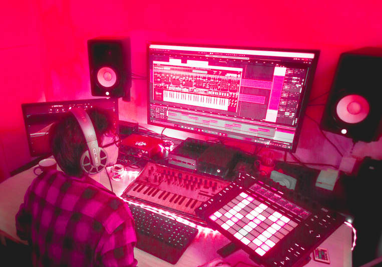 Radu Bădilaș on SoundBetter