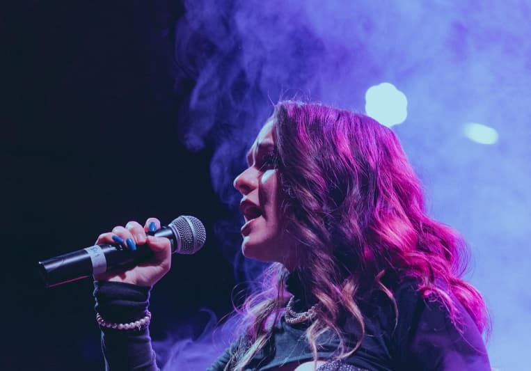 Victoria May on SoundBetter