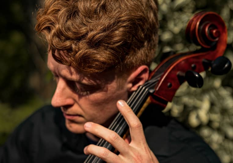 Cellist James Acampora on SoundBetter