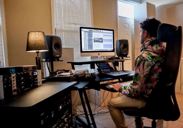 Ryan Mondak on SoundBetter