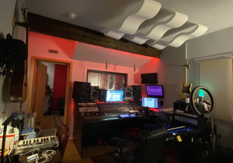 Planetwood Studios on SoundBetter