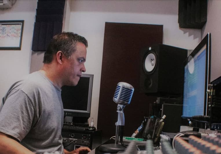 Jose De La Mora on SoundBetter