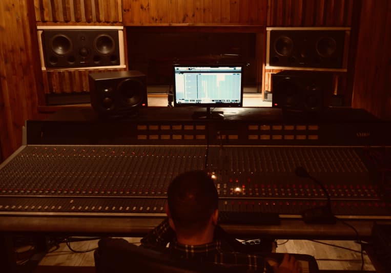 Yannis Markopouliotis on SoundBetter