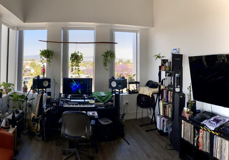 Overlook Studio by El Monk on SoundBetter