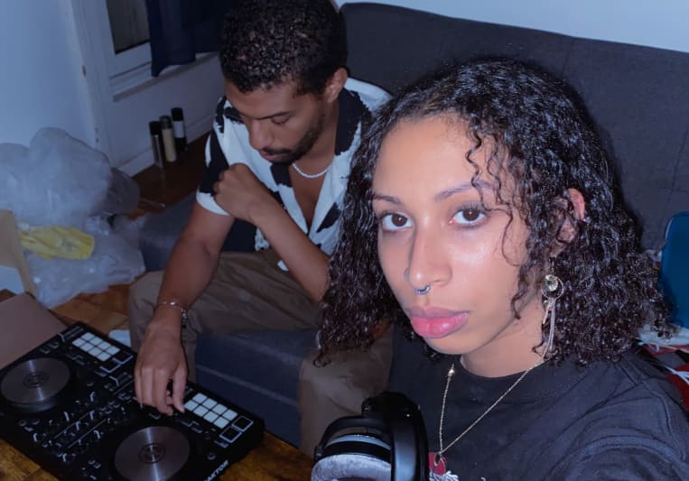 Nefer Zina on SoundBetter