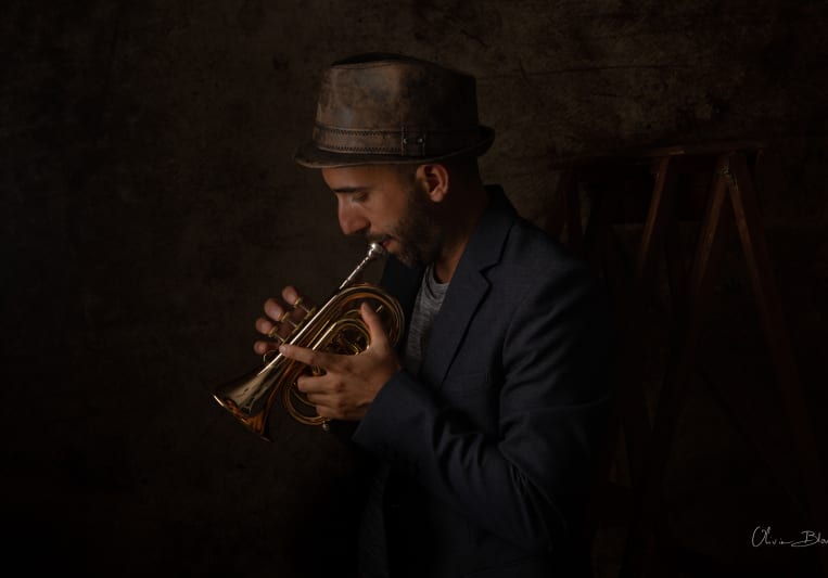 julien v. on SoundBetter