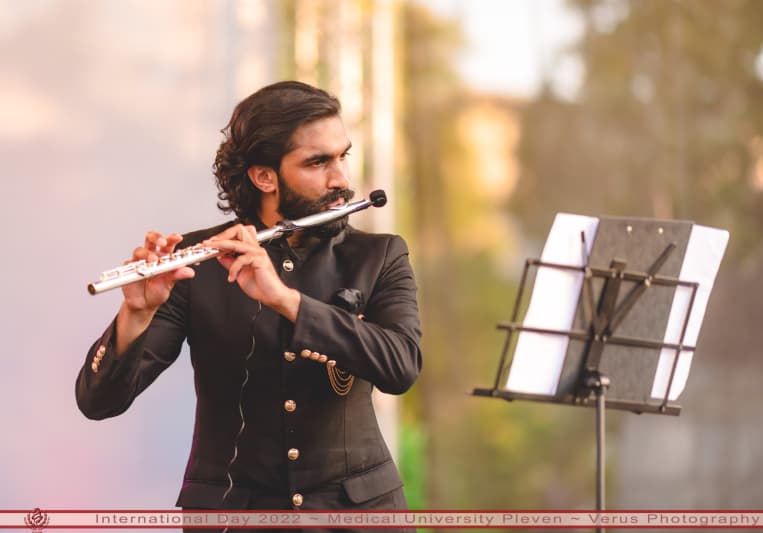 Aswad Khan Flute on SoundBetter